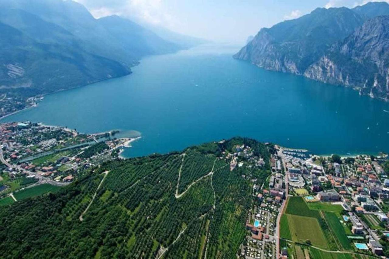 Relax Suite Holiday Apartment Cin It02215Cpajvf Riva del Garda Kültér fotó